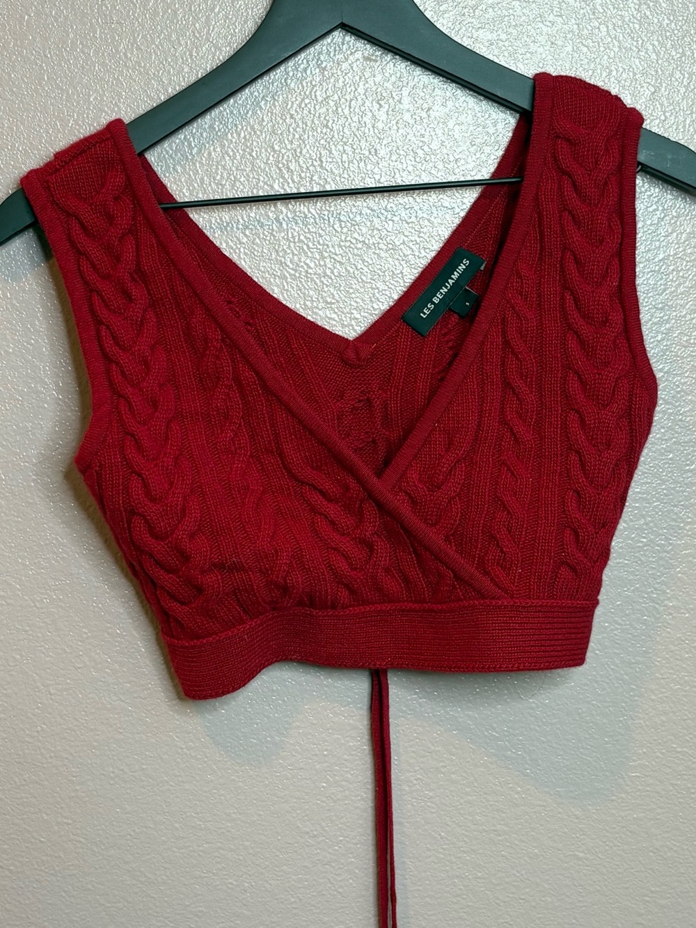 Red Crop Knit - Picture 3 of 3